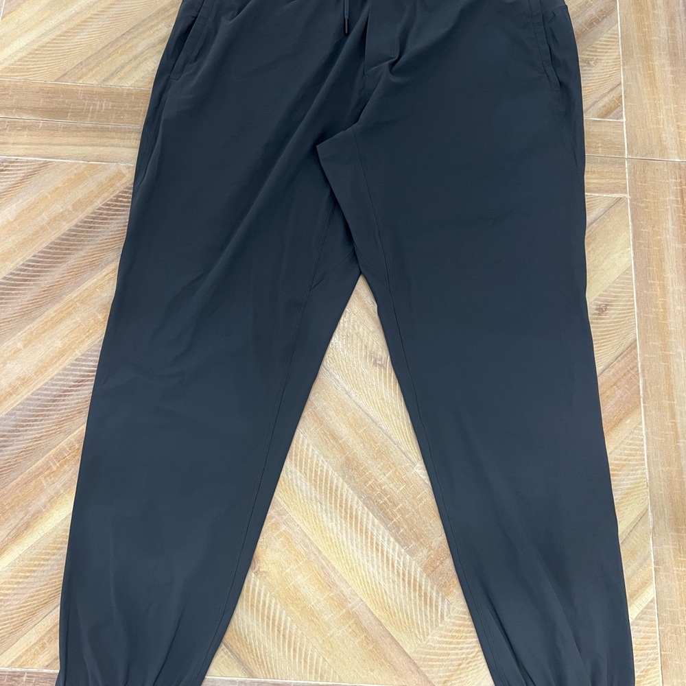lululemon athletica Men's Black Joggers